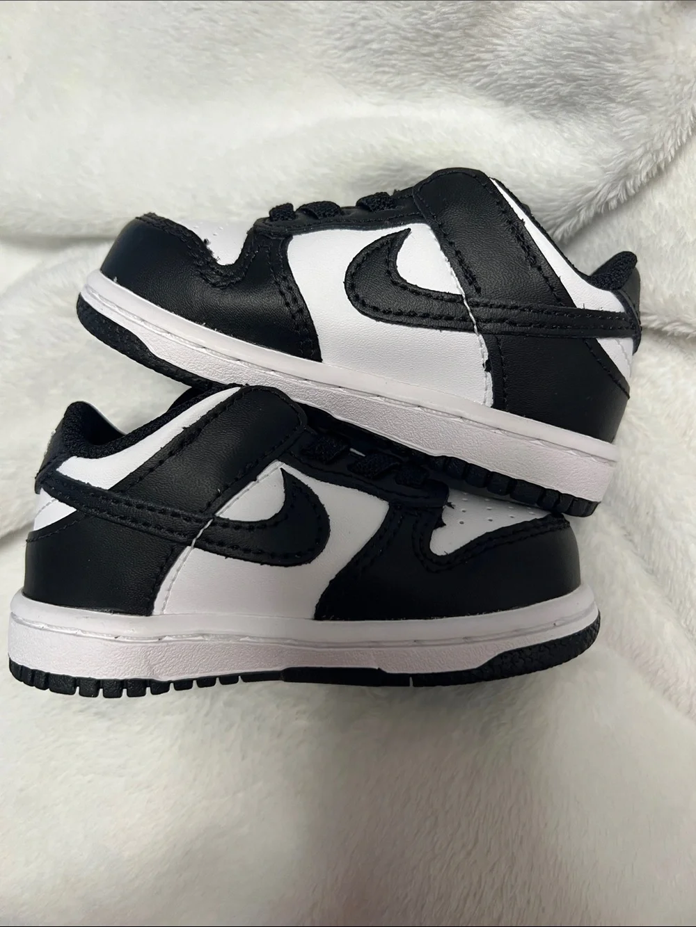 Nike Kids Black and White Low-Top Sneakers